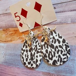 BLACK & WHITE COW PRINT STEER HEAD LONGHORN EARRINGS - FUN & UNIQUE